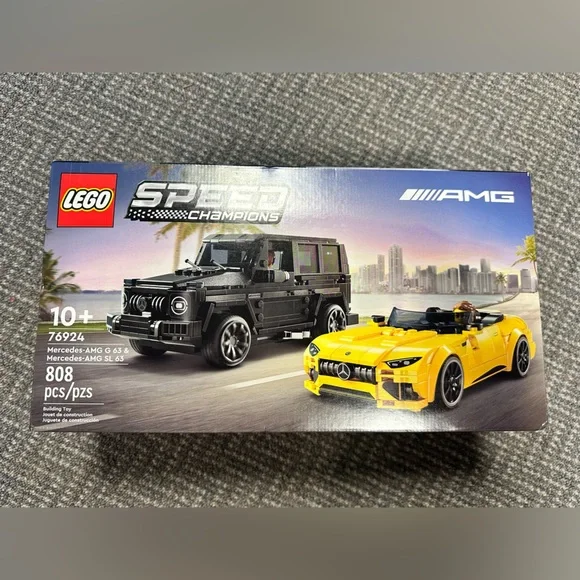 LEGO Mercedes-Benz Set - Black and Yellow - Picture 3 of 3